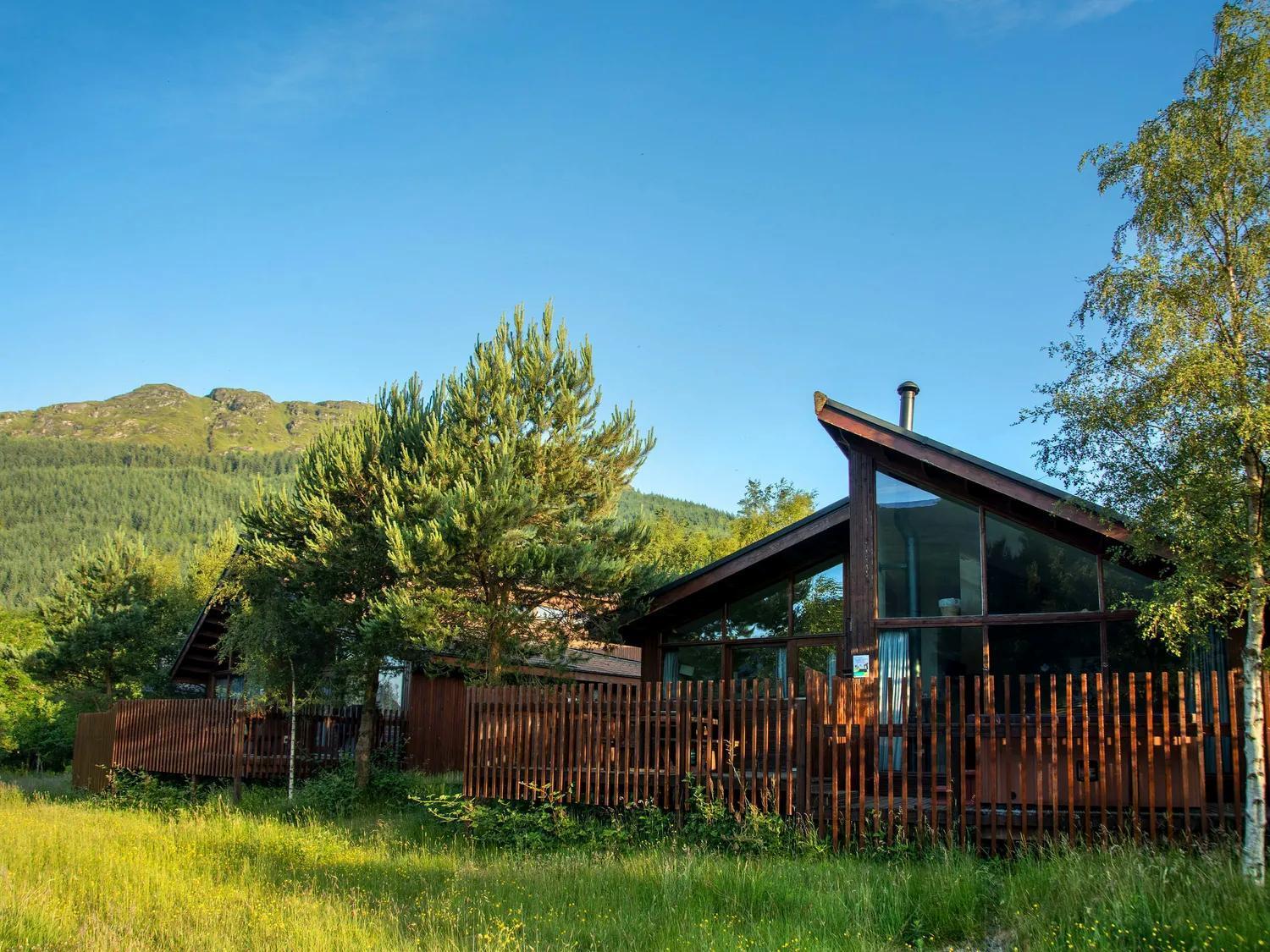 Ardgartan Argyll Cabins - Forest Holidays Arrochar Bagian luar foto